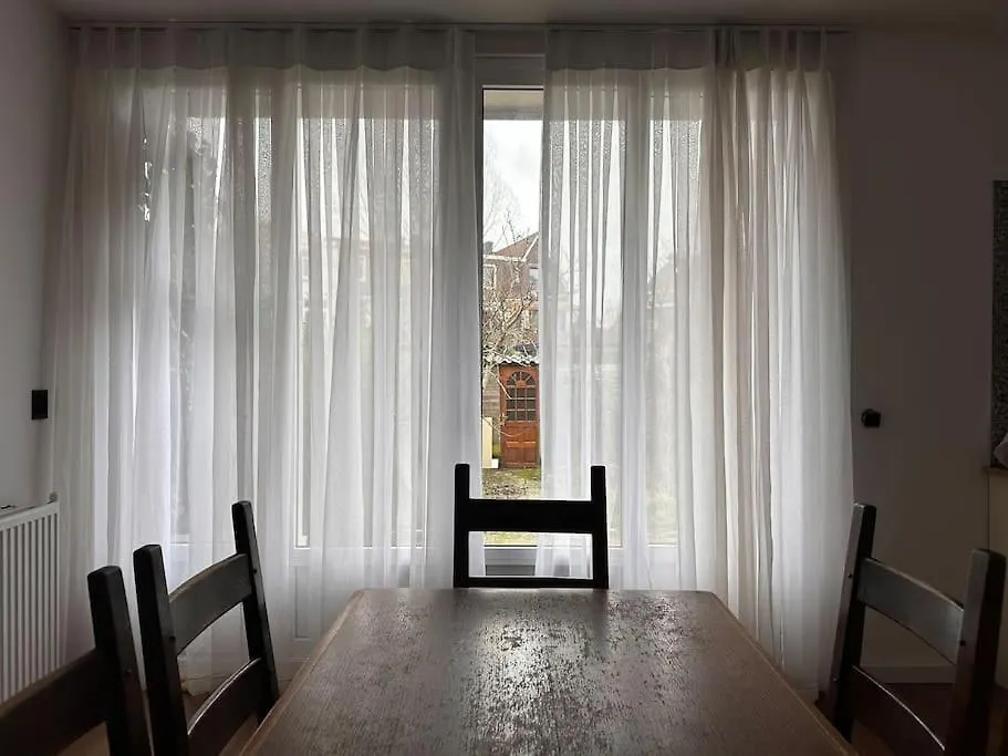 Cozy Corner In Rotterdam Apartment Netherlands